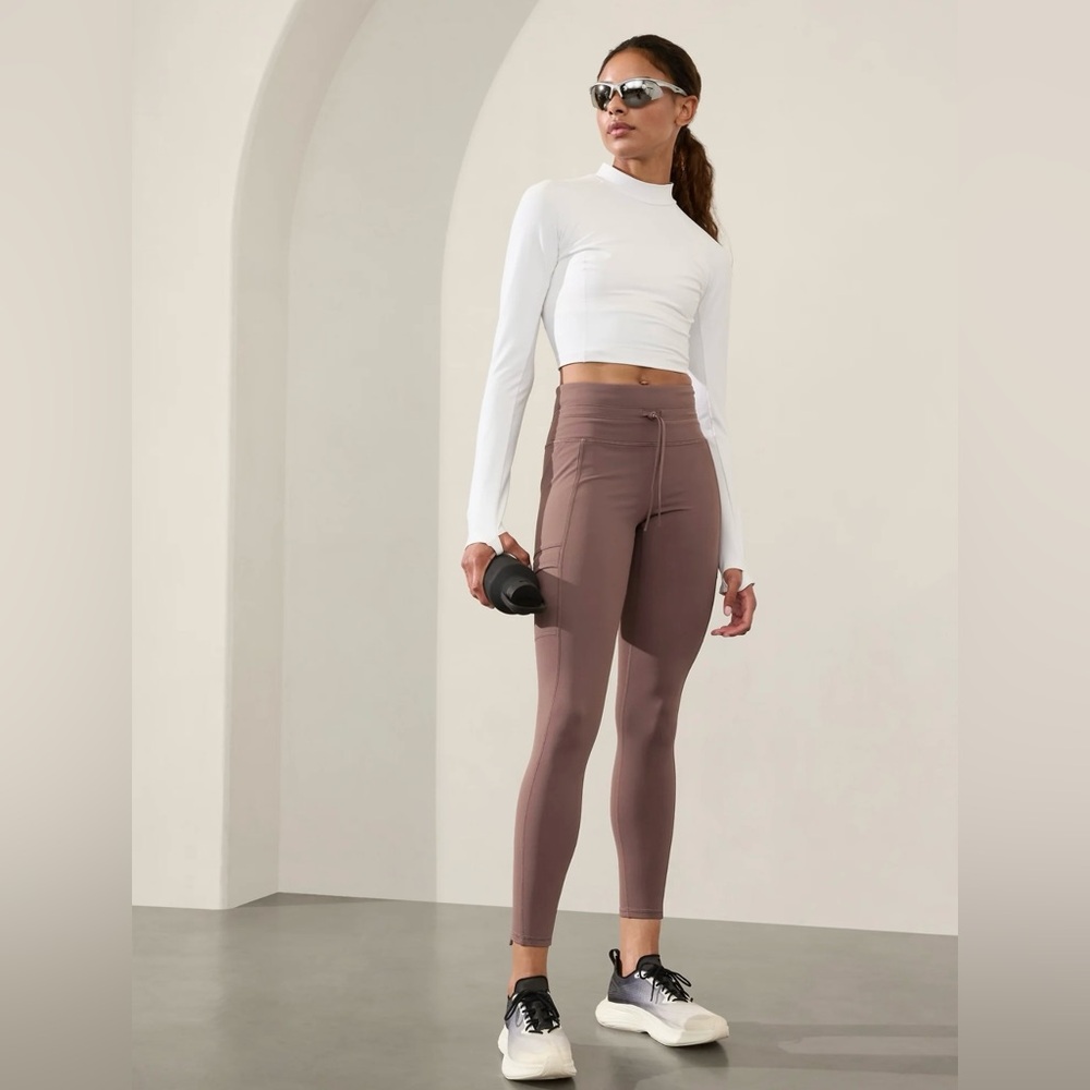 Athleta Rainier High Rise Cargo Legging // Smoky Rose